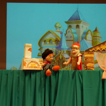 Театр кукол Буратино - КДЦ Агидель (2).mp4_snapshot_12.56_[2023.05.05_15.34.38]